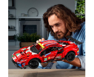 LEGO Technic 42125 Ferrari 488 GTE AF Corse #51 - 1012754 - zdjęcie 2